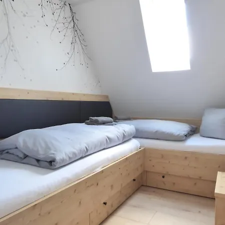 Family Mountain Privates Haus 10 Pers 4 Schlafzimmer Wifi Near Lift Nyaraló